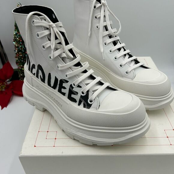 Men’s Alexander, McQueen tred slick graffiti boots size 43 made in Italy - Picture 1 of 9